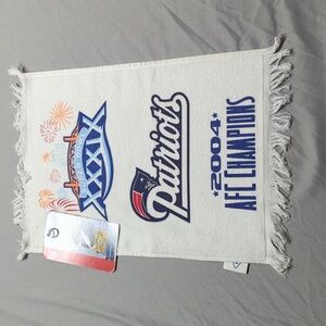 Super Bowl XXXlX Patriots AFC Champions Hand Towel 2004